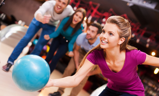 Social Group Event in Las Vegas | Group of Friends Playing Bowling