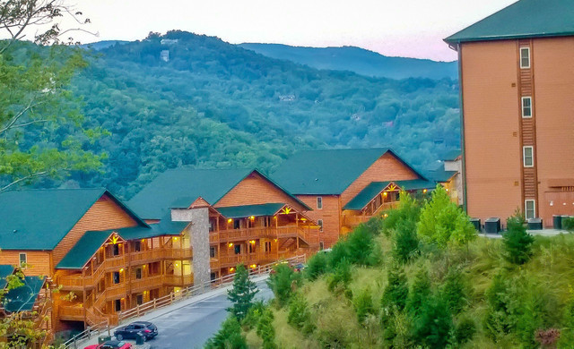 Westgate Smoky Mountain Resort | Hotel Deals and Specials