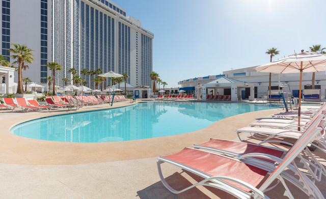 For a limited time, take advantage of our Nevada-California Resident Savings and save up to 10% on hotel accommodations.