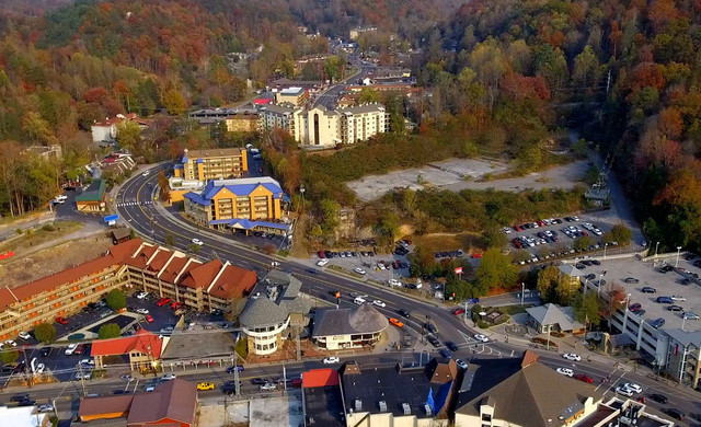 Wild Bear Inn - Hotel Discounts in Pigeon Forge