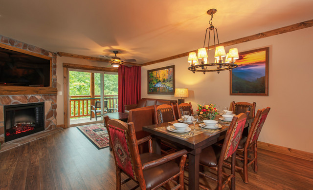 Hotel deals in Branson - Westgate Branson Woods Resort - In room living space with fireplace