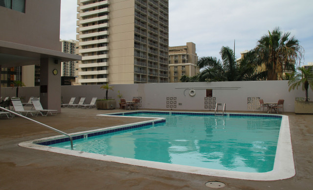  VI Resorts - Royal Kuhio - Piscina al aire libre