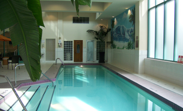 Hotel en Vancouver con piscina cubierta - VI Resorts by Westgate