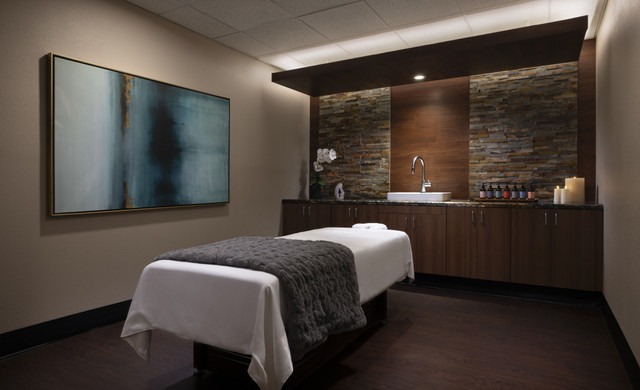 Receiving a massage at Serenity Spa at our Las Vegas Hotels | Inside Serenity Spa at our Las Vegas Hotel | Westgate Las Vegas Resort & Casino