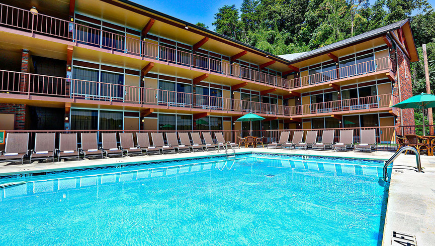 Piscina del hotel Wild Beach