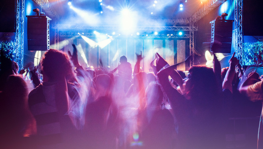 world of westgate loyalty program - Crowd at Concert