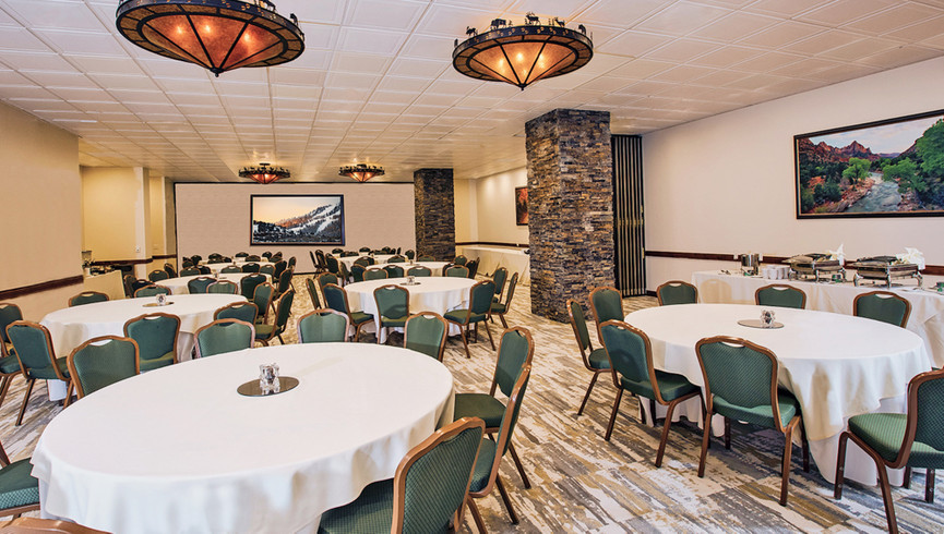 Espacio para reuniones de Park City para bodas y grupos en nuestro hotel y estación de esquí de Utah | salón de baile bisonte