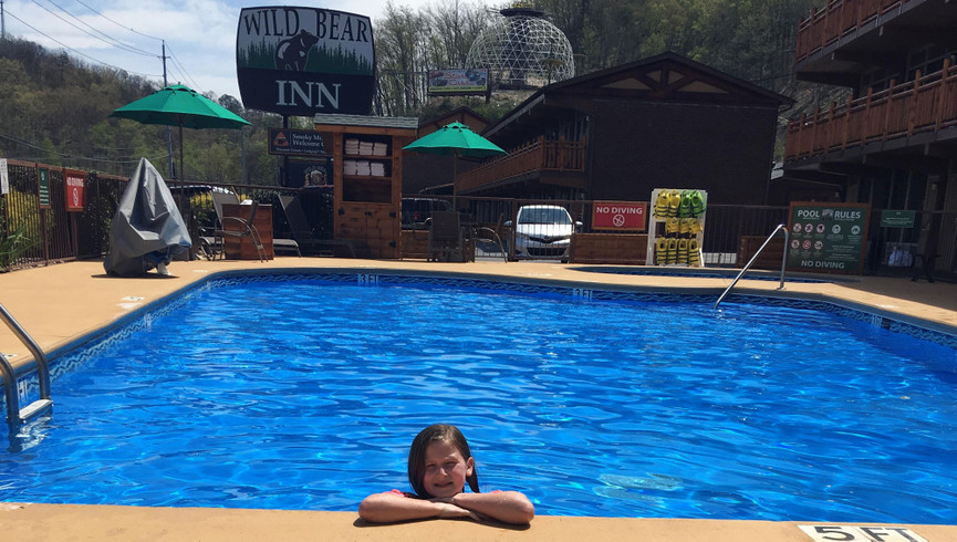 Ofertas de descuento para veteranos militares Pigeon Forge Hotel - Wild Bear Inn