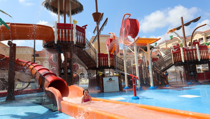 Hoteles para vacaciones de primavera | Parque acuático Shipweckls