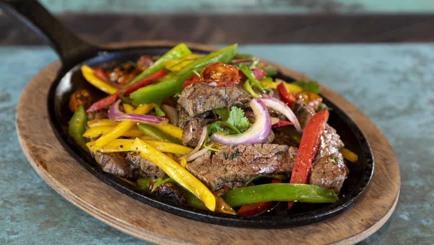 Los Amigos | Sartén Metálica con Fajitas