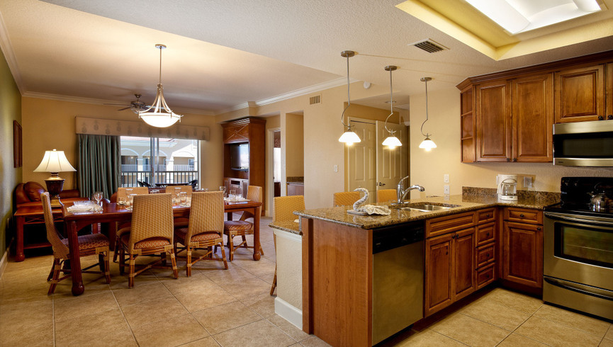 Kitchen & Dining Area - Luxury Villas in Orlando Westgate Town Center Resort