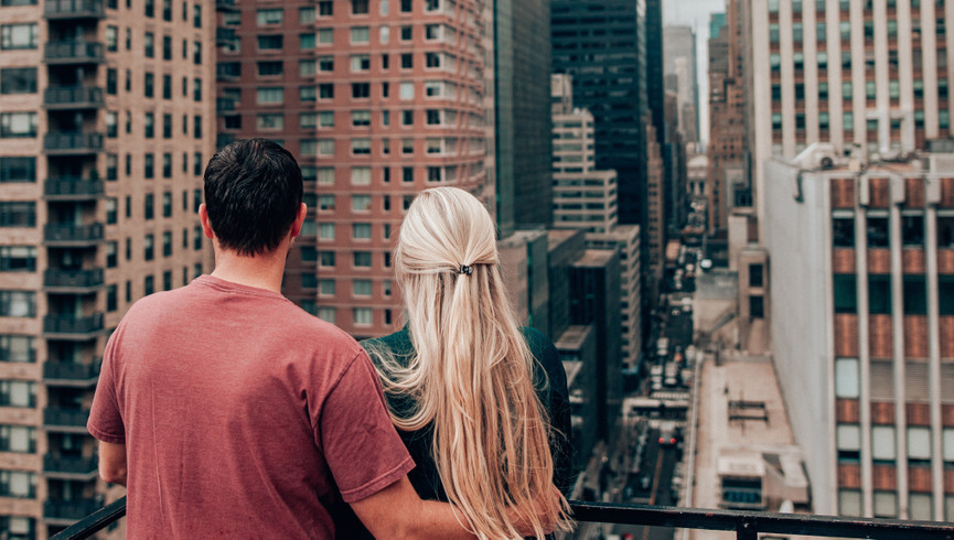 Westgate New York | Couple and city view