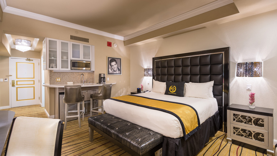 two bedroom hotels in las vegas