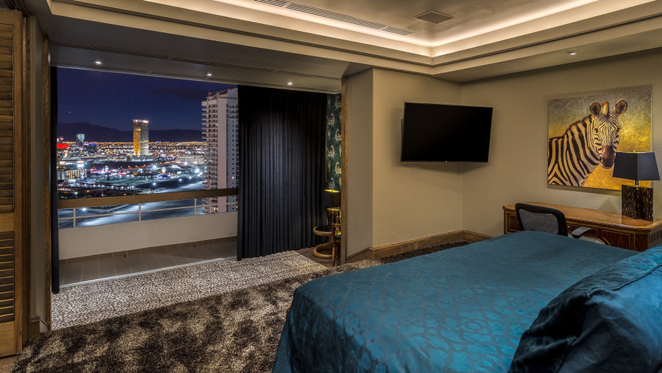 High Roller Suites Las Vegas