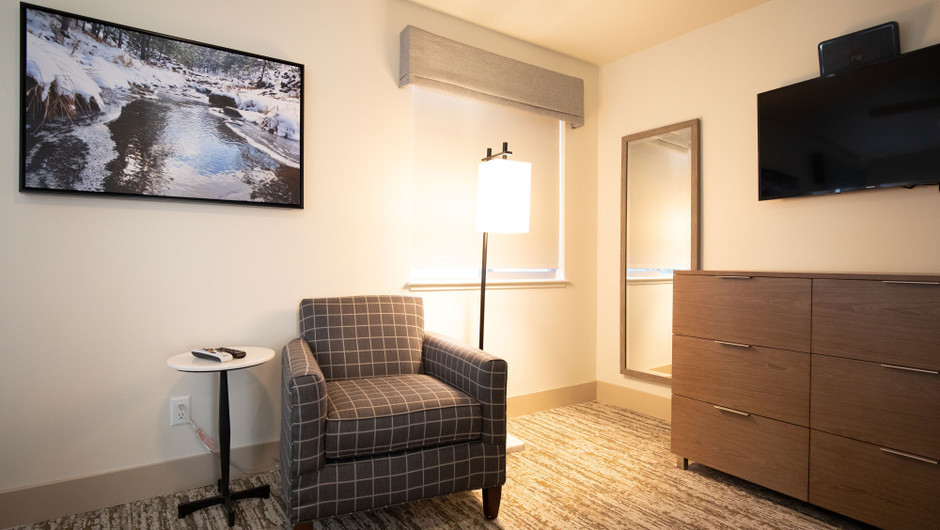 reading nook nevada hotel suite - tahoe trail