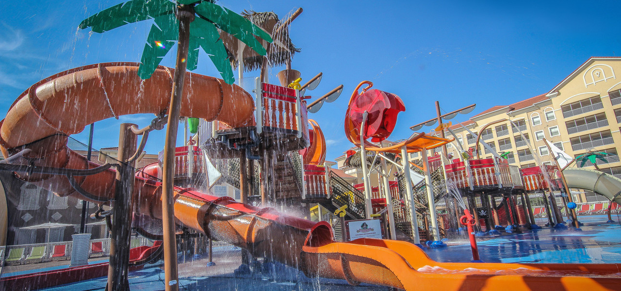 Flamingo Waterpark Resort Pool - Water Slides, Lazy River