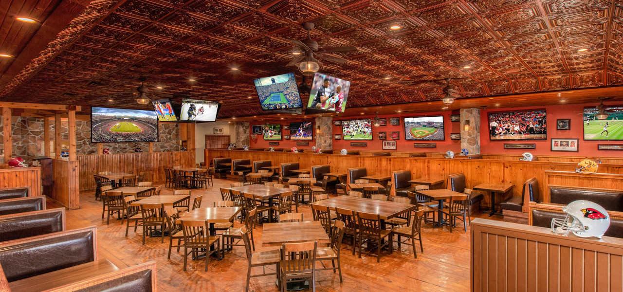 Drafts Sports Bar & Grill | Westgate Branson Woods Resort in Branson