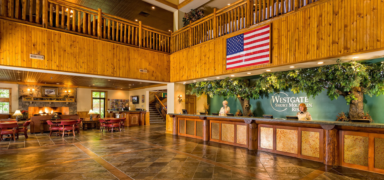 Smoky Mountains Mini Golf - Jeep Invasion 2025 Things to do - Gatlinburg and Pigeon Forge