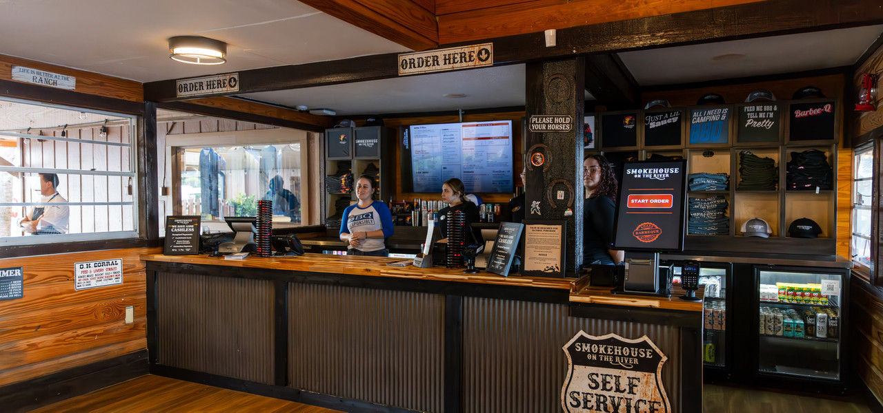 Smokehouse on the River 