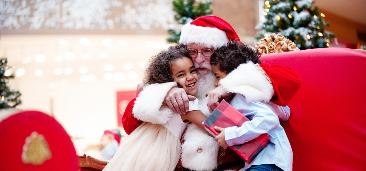 Westgate Branson Woods - Papá Noel con niños