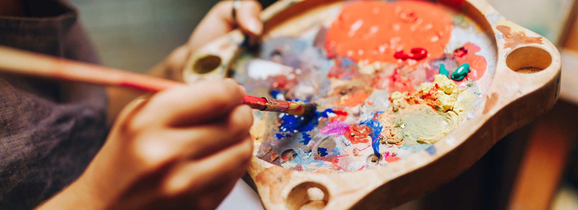 New York Museums and Art Scene Artist Palette - westgate nyc