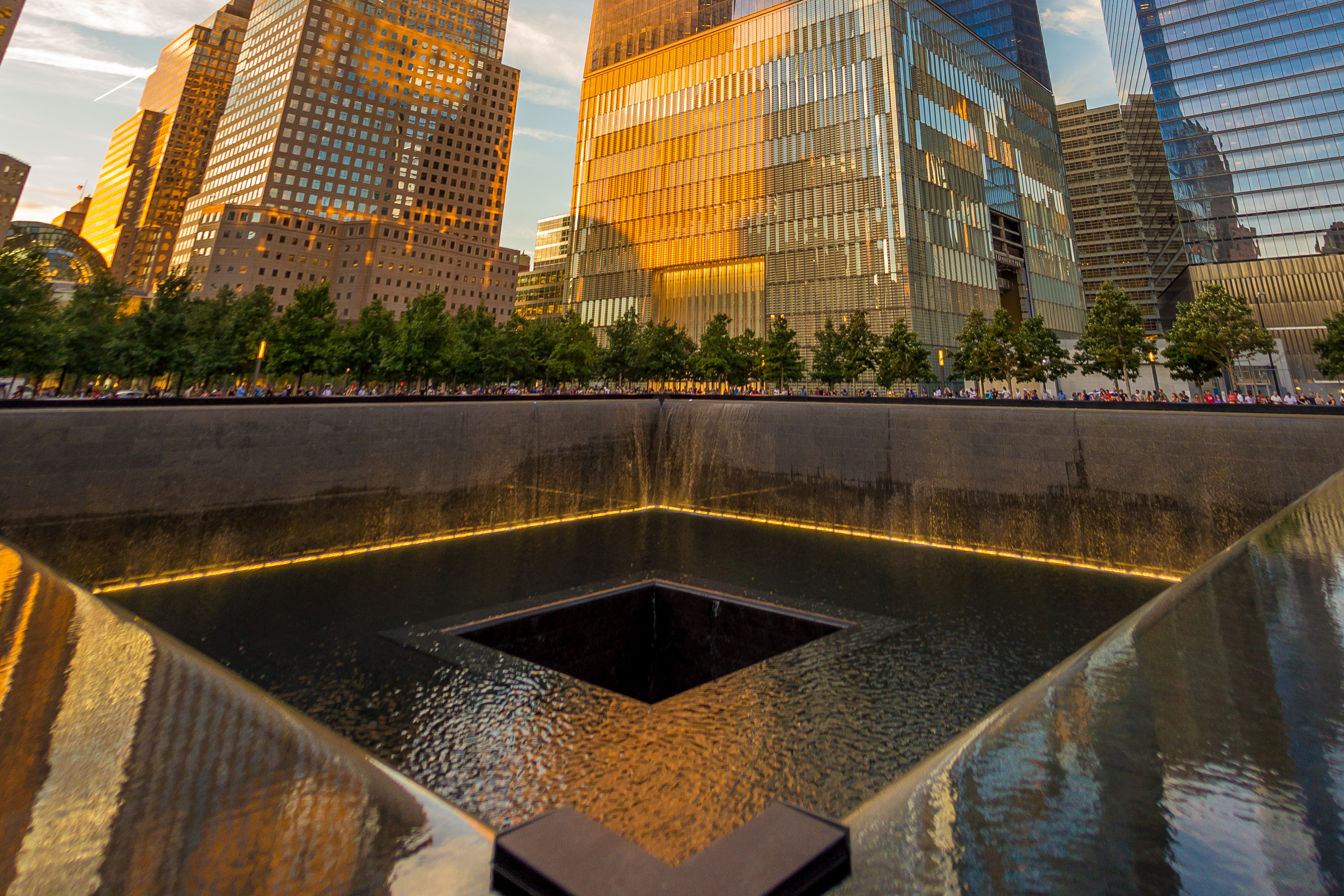 New York City: 9/11 Memorial - Ground Zero Walking Tour