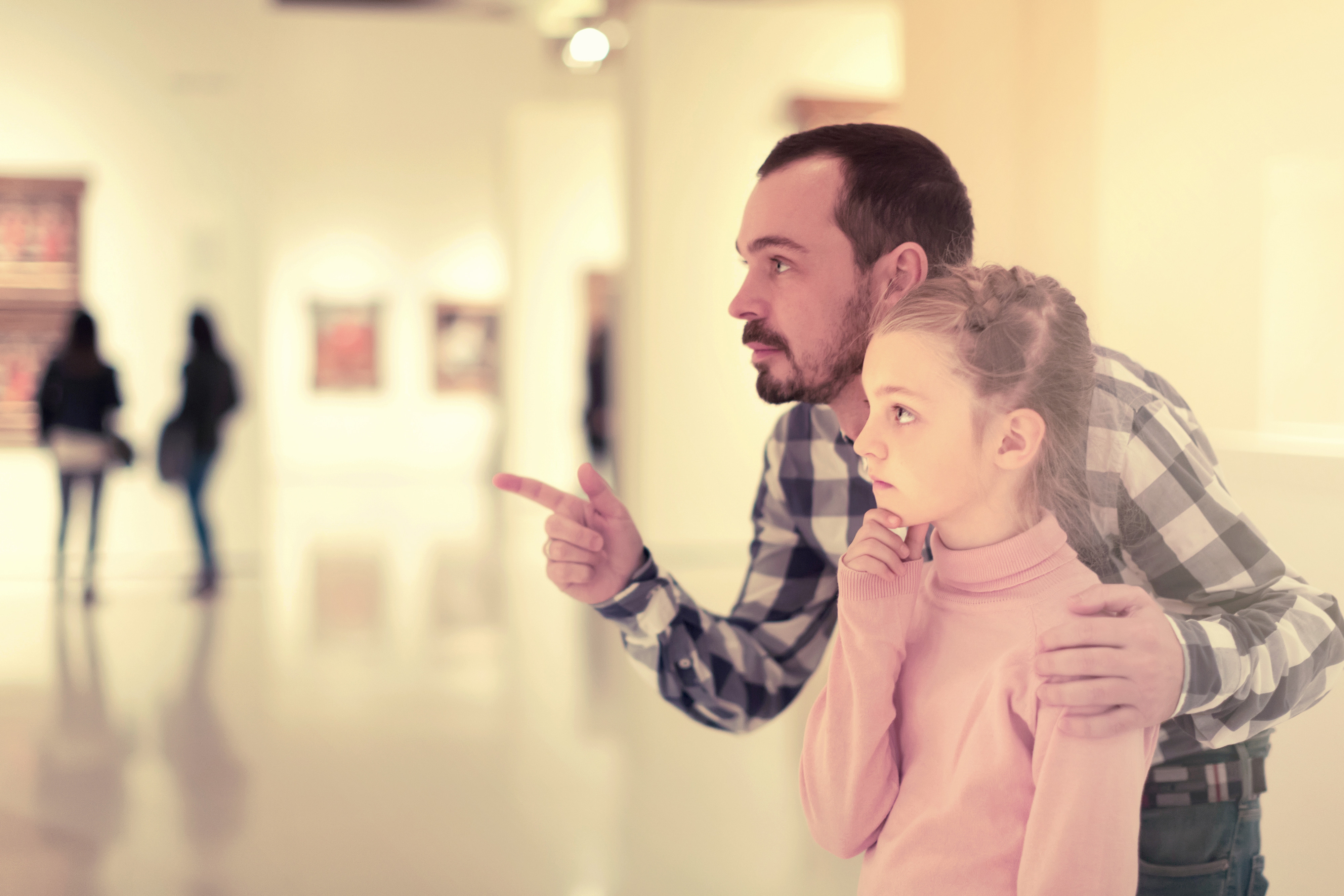 dad daughter at new york art museum - westgate nyc