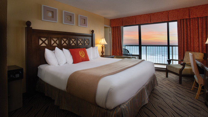 Opción de alojamiento -king-coastal-view-guestroom