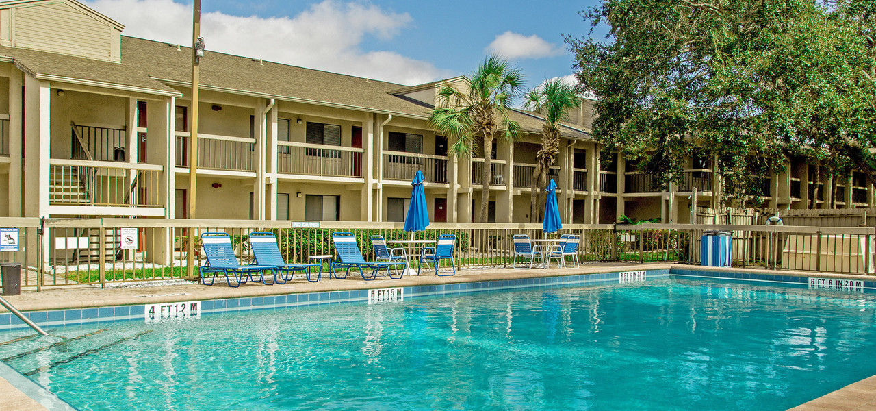 Orlando Hotel With Heated Pools Near Universal Studios ...