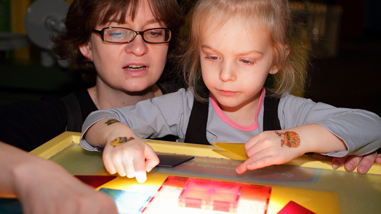 Museo de las Artes de los Niños | Las 10 mejores actividades de invierno para niños pequeños que NYC tiene para ofrecer | Actividades de invierno en la ciudad de Nueva York