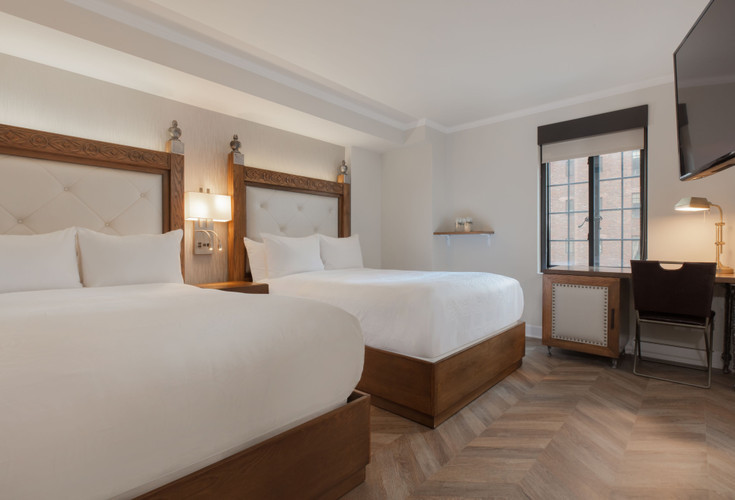 Luxe One-Bedroom Queen Suite