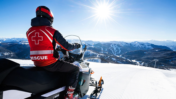 The Ultimate Guide to Snowmobiling in Park City Utah | Snowmobiling in Park City