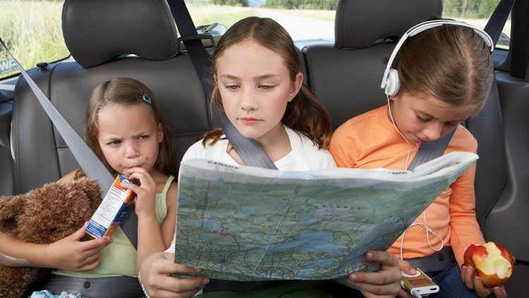 20 Games to Play on a Road Trip For All Ages!