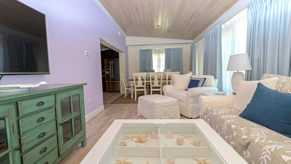 Living Room in the Ocean Suite - Sea View Inn
