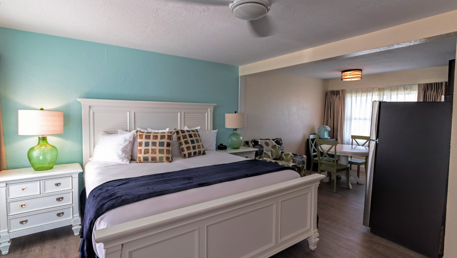 Bedroom in the Sea Turtle Suite - Sea View Inn