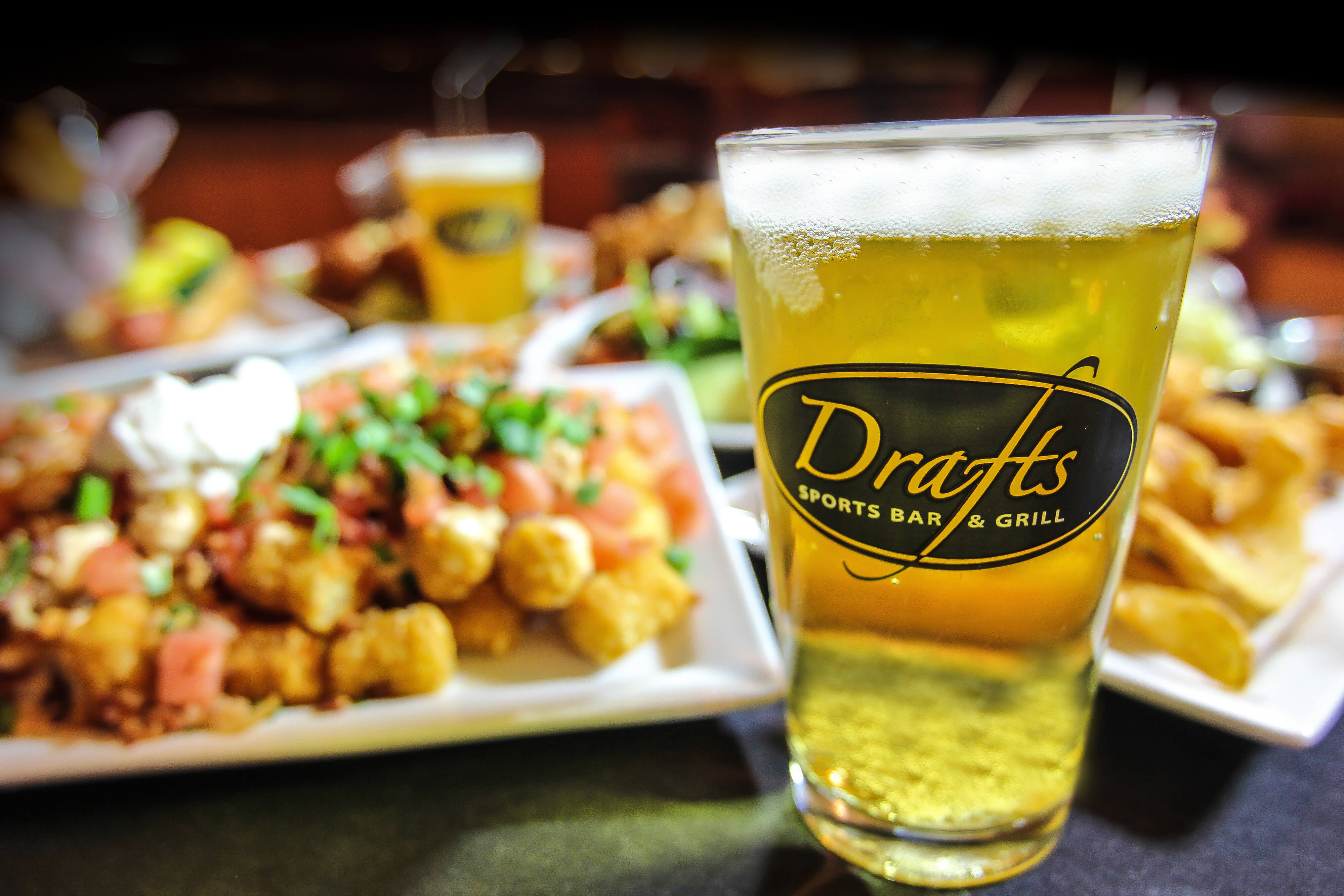 Drafts Express On International Drive | 15 Restaurants on International Drive Orlando You Have to Try