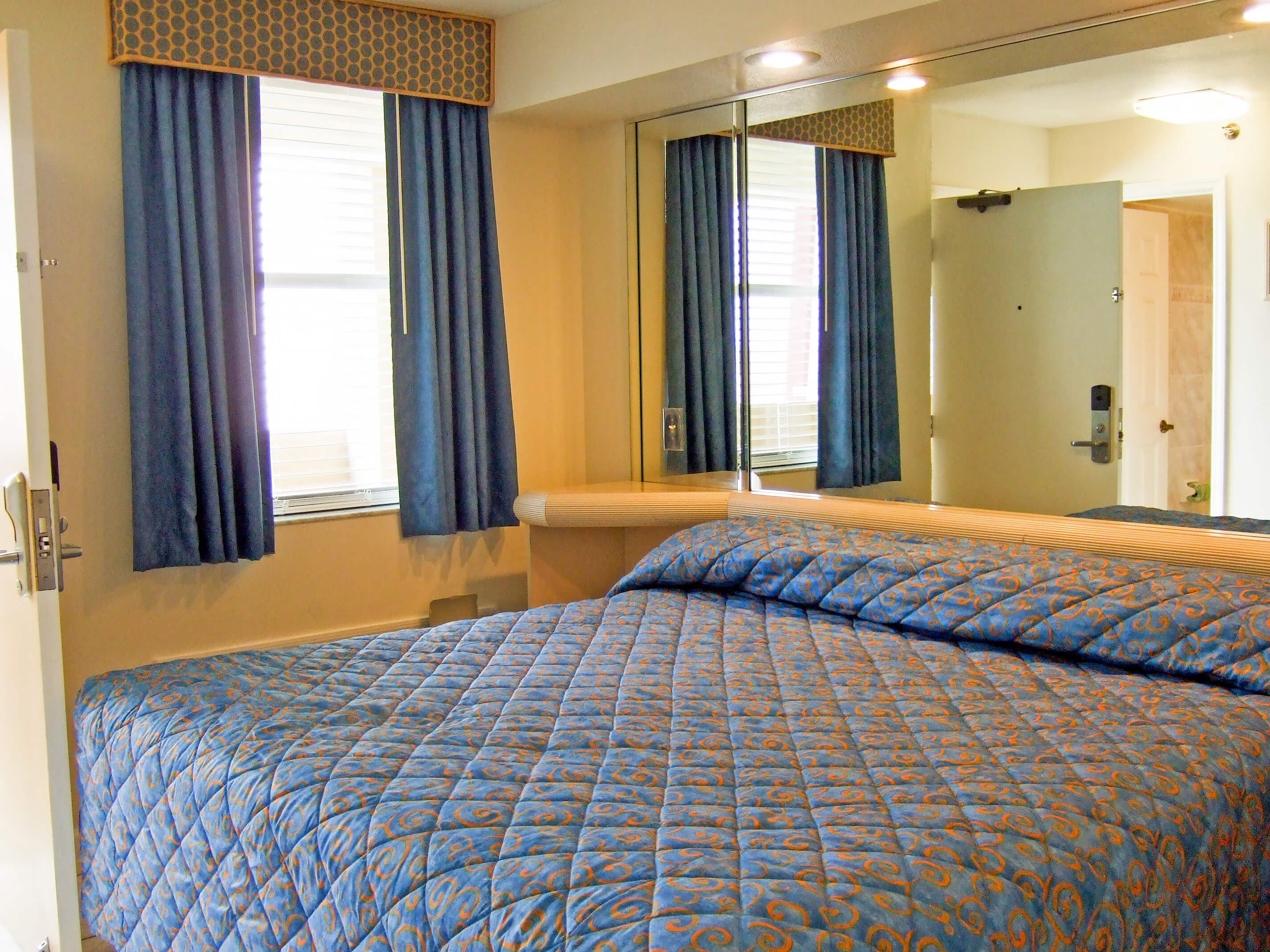One-Bedroom Villa with King Bed | Harbour Beach Resort | Westgate Resorts in Daytona Beach FL