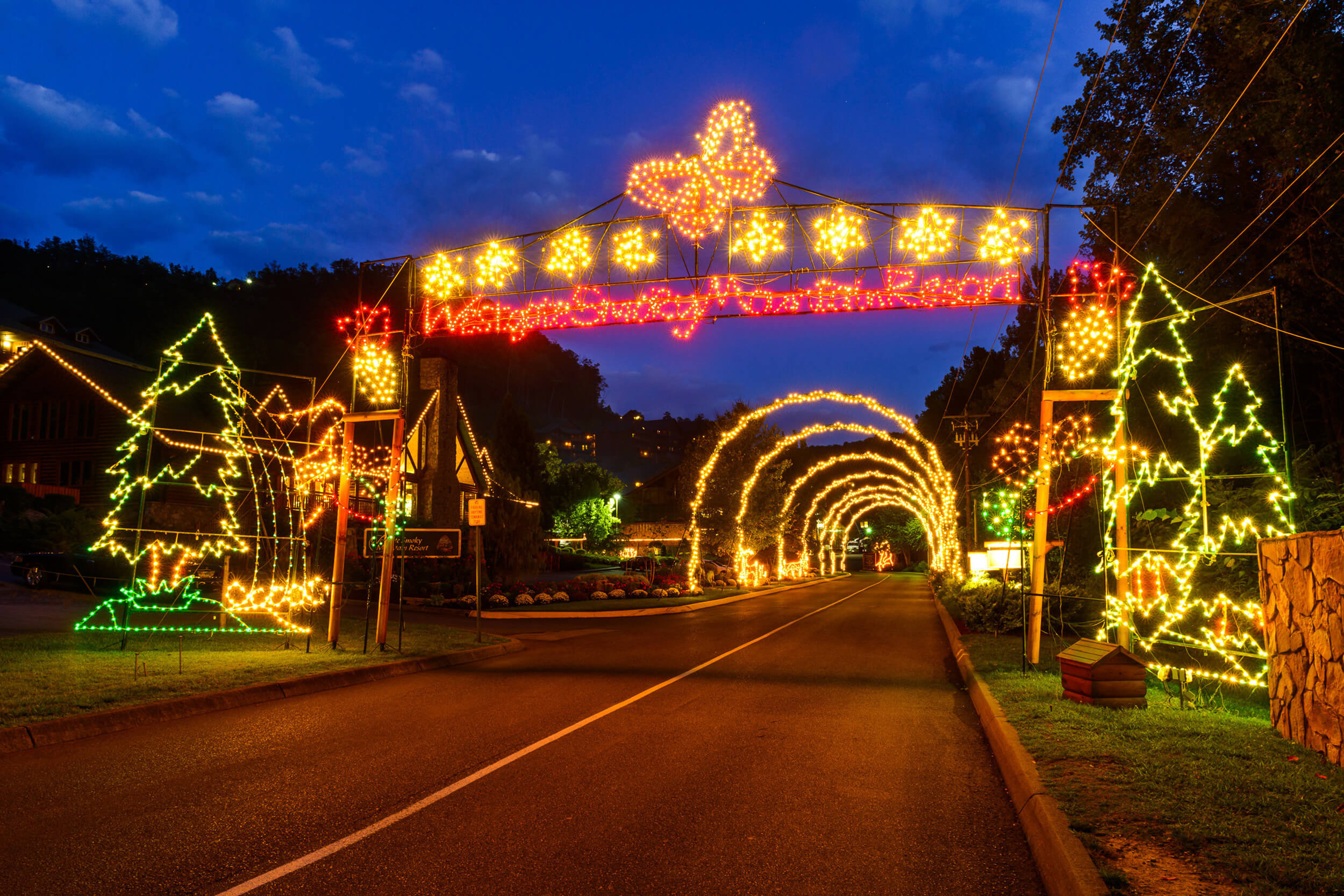 Resort entrance lit up for winter holidays | Westgate Smoky Mountain Resort & Spa